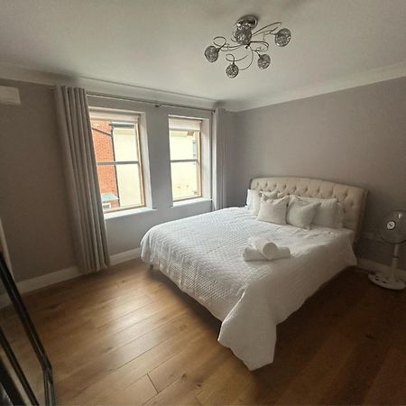 Royal Windsor Super King Ensuite - Free Parking Extérieur photo