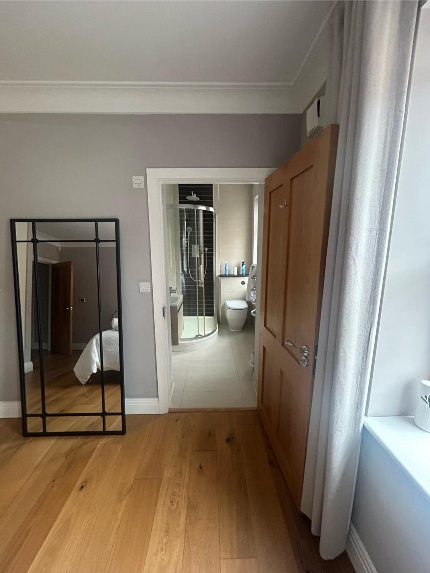 Royal Windsor Super King Ensuite - Free Parking Extérieur photo