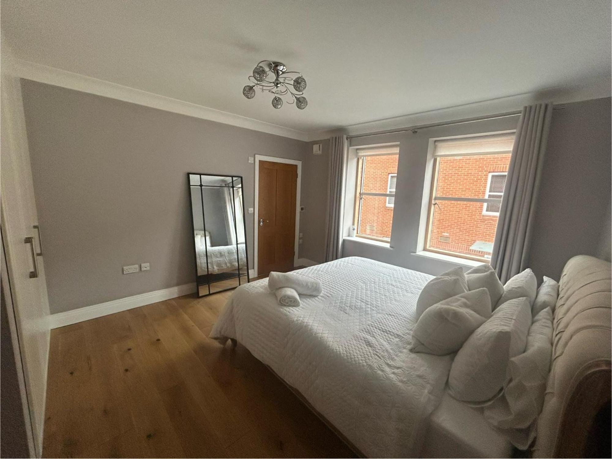 Royal Windsor Super King Ensuite - Free Parking Extérieur photo
